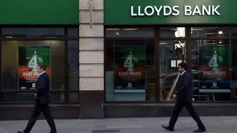 Lloyds Banking Group House Prices: What to Expect for 2024 and Beyond